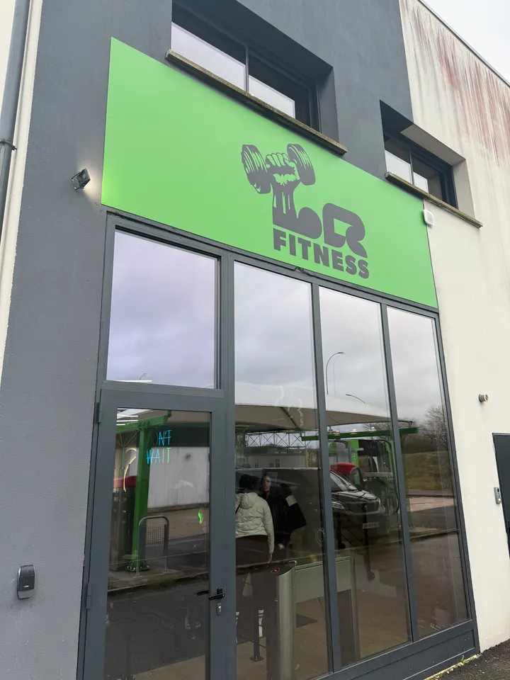Lr Fitness — salle de fitness-studio à Fontenay-Trésigny — 2