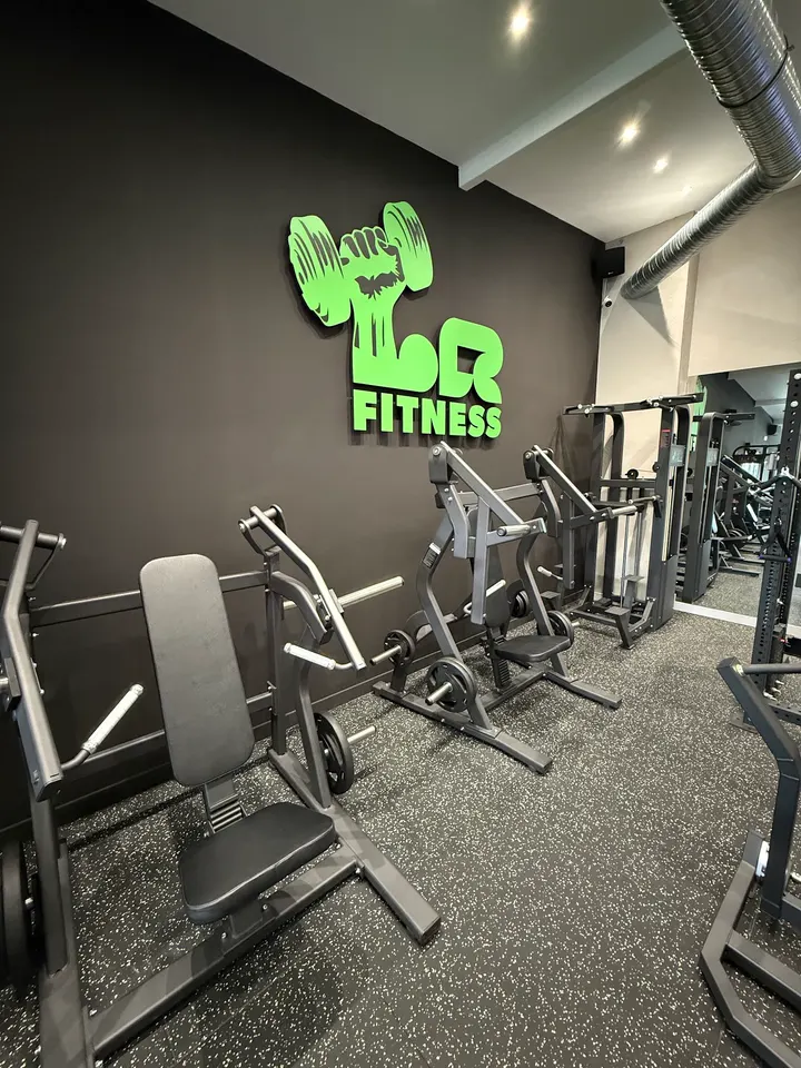 Lr Fitness — salle de fitness-studio à Fontenay-Trésigny — 4