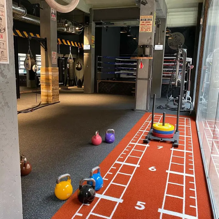 Oscar Personal Trainer — artes marciales-studio en Barcelona — 5