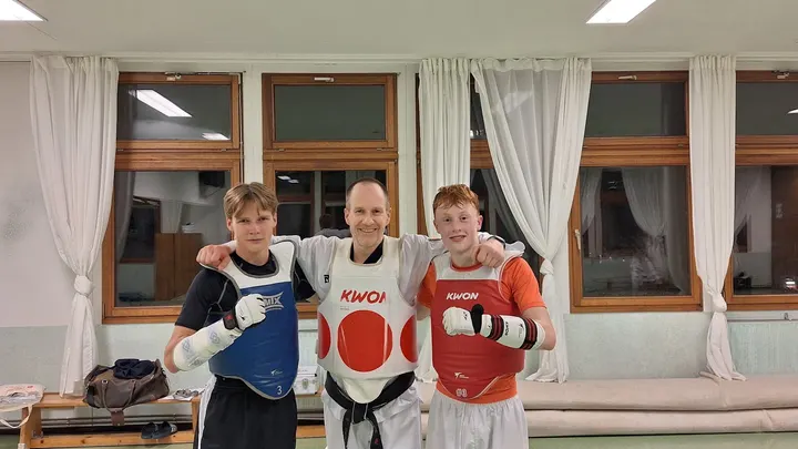 NON-STANDARD-TAEKWONDO — Kampfsport in Wellingsbüttel, Hamburg