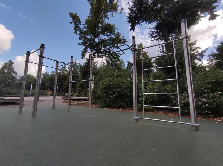 Laufleistung Hoch3 - Workout Park — fitnessstudio in Berlin — 5