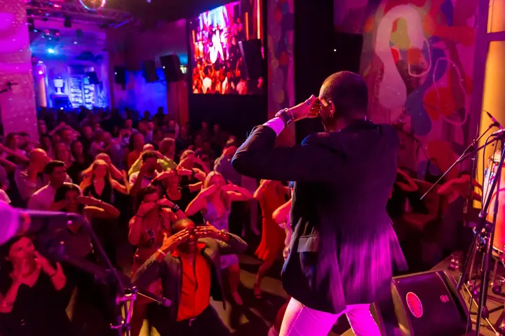 Kubáname GmbH - Salsa und Bachata Tanzschule — Tanz in Kaditz, Dresden