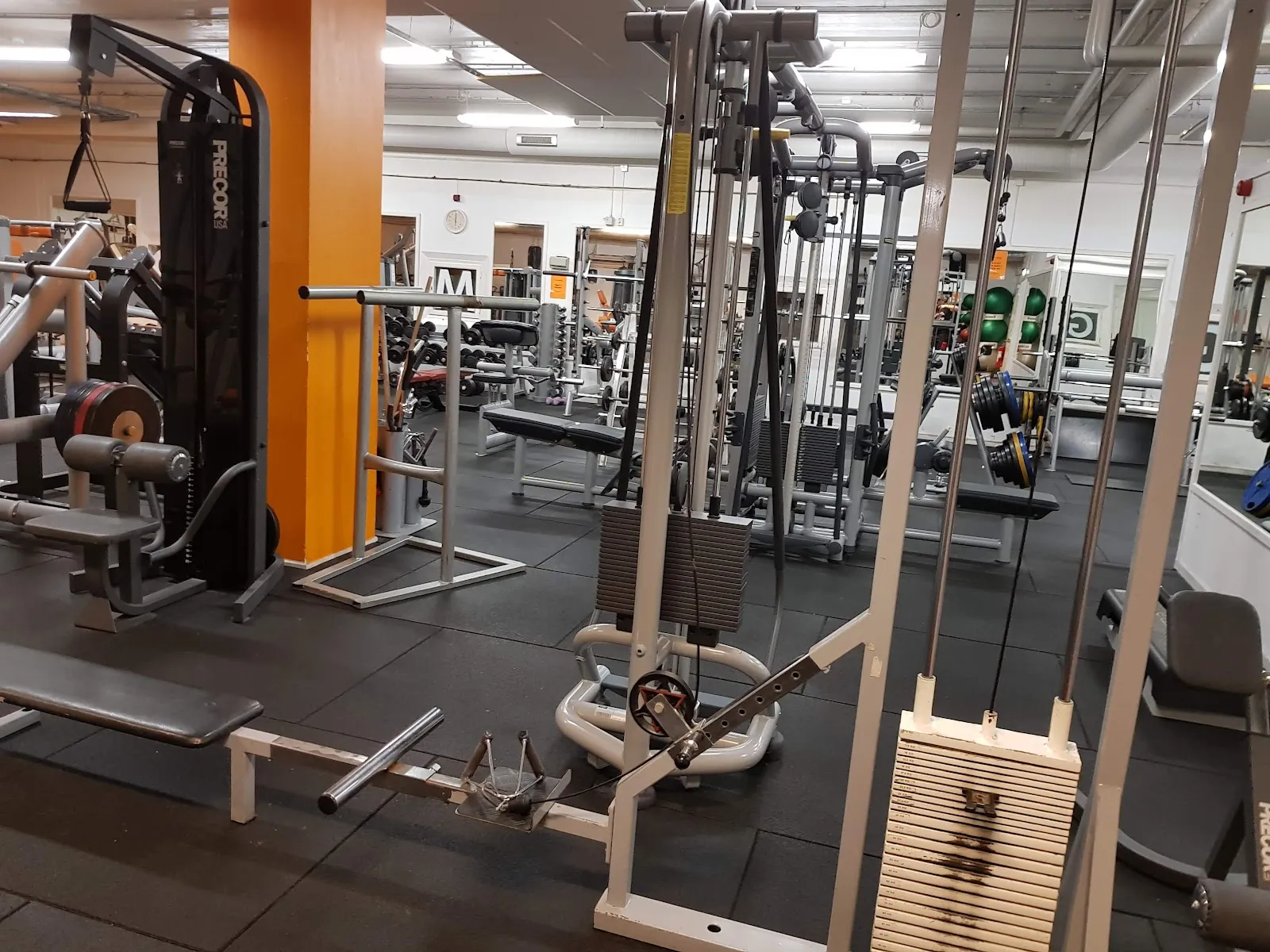 Gym-on — träningsstudio-studio i Nynäshamn — bild 4