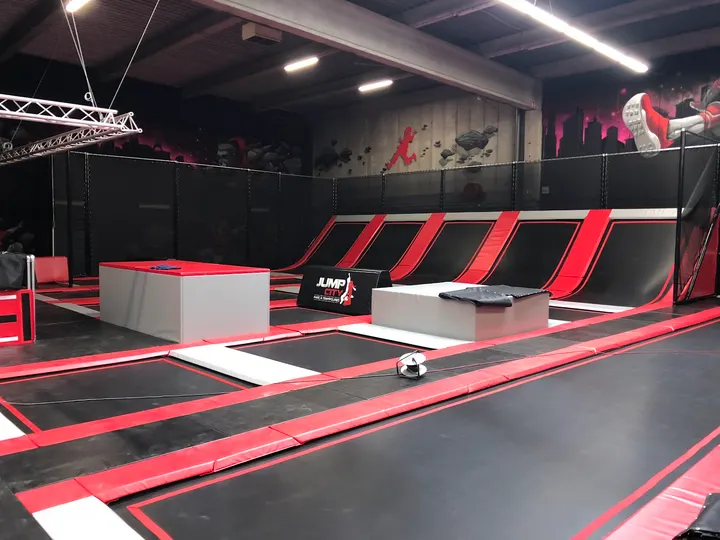 Trampoline Park Paris Roissy-en-France — gymnastique-studio à Roissy-en-France — 2