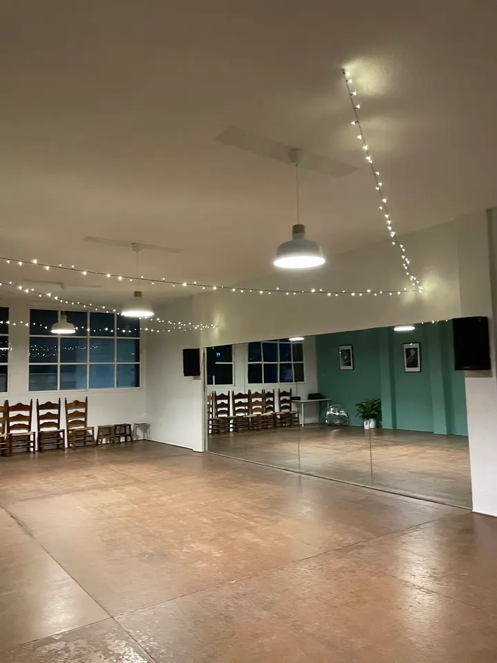 Huelva Gotta Swing — baile-studio en Huelva — 2