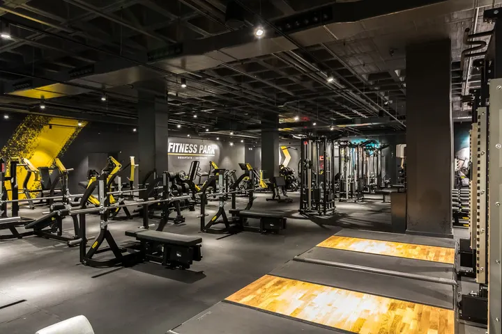 Club Deportivo Fitness RS — Estudio de fitness en La Isleta, Las Palmas de Gran Canaria