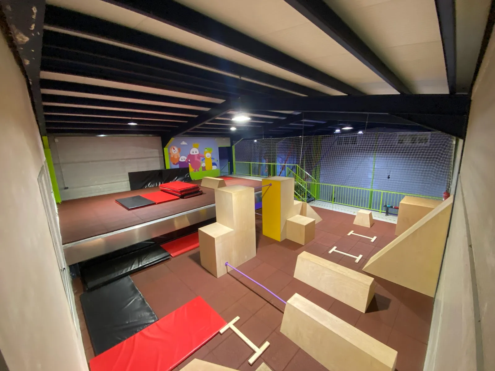 Centro de Enseñanza Artística y Acrobática Balans — gimnasia-studio en Albolote — 2