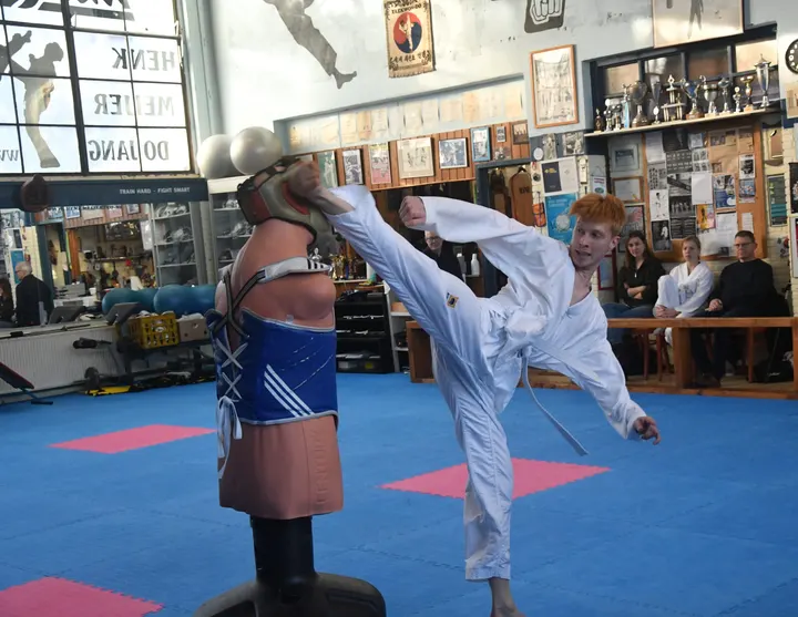 Taekwondo School Henk Meijer — vechtsport-studio in Oude wijken, Groningen — 2