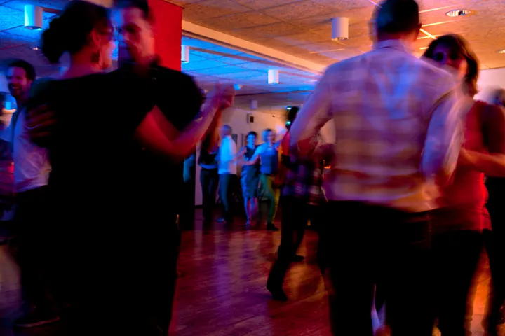 Dansschool Salsa Viva — Dans in Rollekatekwartier, Deventer