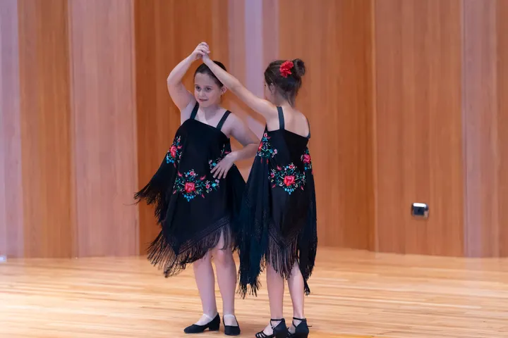 Mercedes castro — Baile en Casás, Lugo