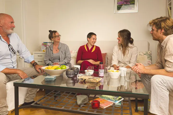 Hjärtjuvel Kadampa Buddhistcenter — meditation-studio i Vasastan, Göteborg