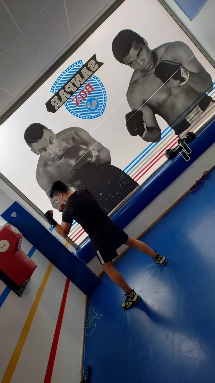 SANPAR BOX — boxeo-studio en Contrueces, Gijón — 2