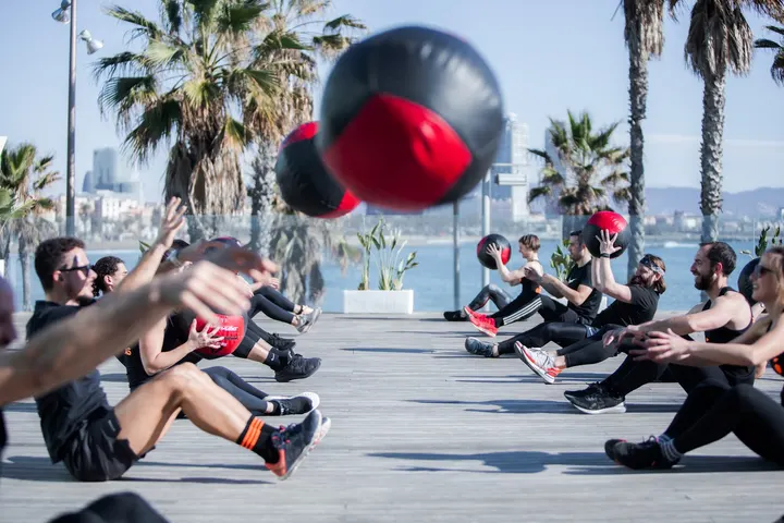 Urban Gorillas - Beach Barceloneta — Bootcamp en Ciutat Vella, Barcelona