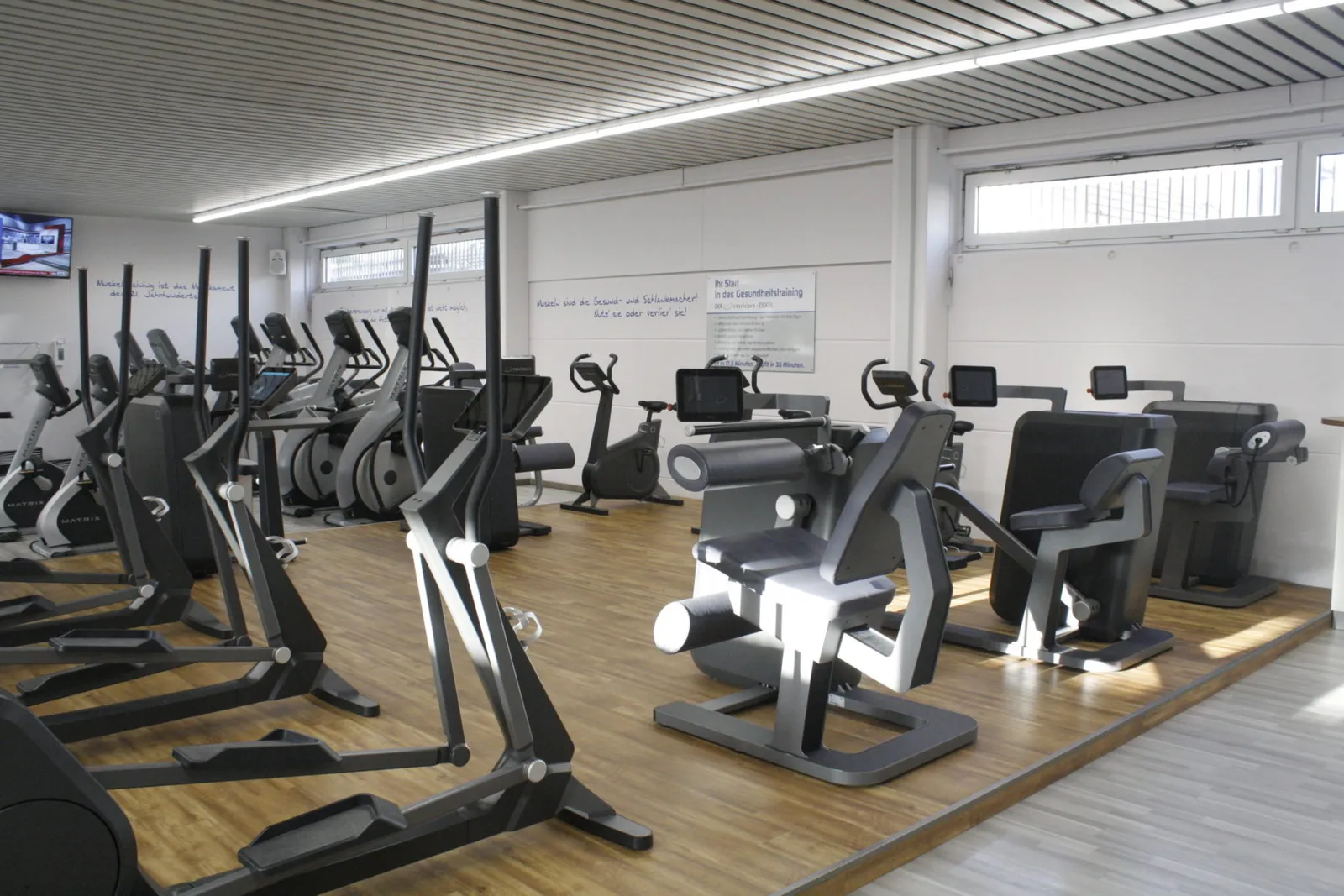 Aktiv Gesundheitszentrum Springe — träningsstudio i Hannover — 3