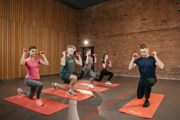 Training Center Joventut — fitness studio-studio i Urbanització Les Atzavares, Elx