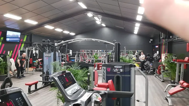 Liberty Fitness — salle de fitness-studio à Aumale — 3