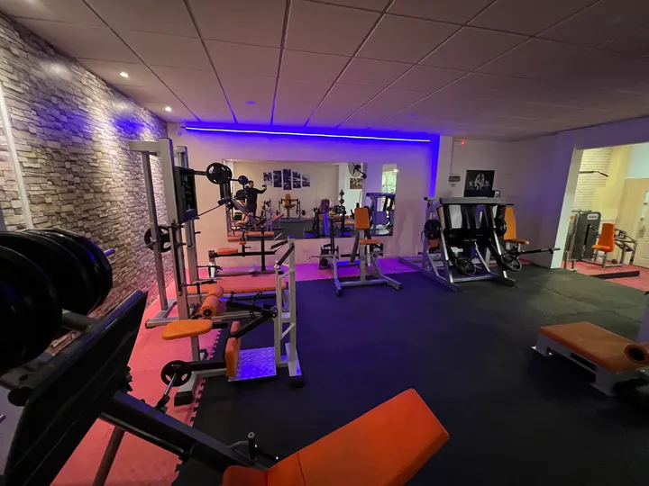 A. Centro Deportivo Gala — estudio de fitness-studio en Sanlúcar la Mayor, Sevilla — 2