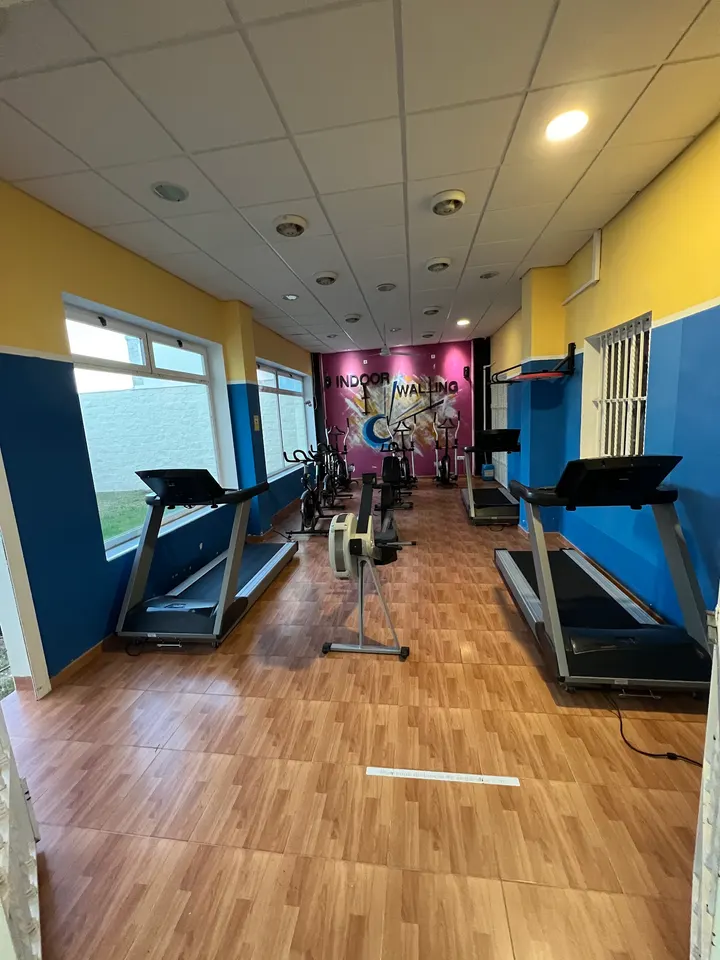 A. Centro Deportivo Gala — estudio de fitness-studio en Sevilla — 4
