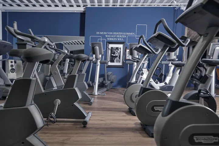 TOP FIT STUDIO Lingenfeld — Fitnessstudio in Lingenfeld