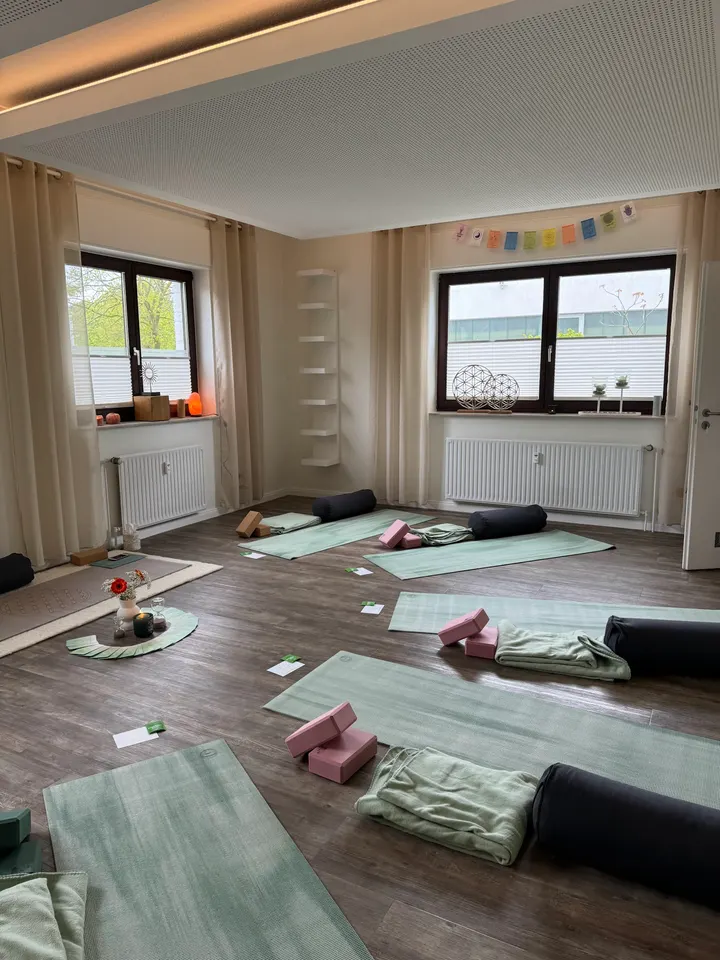 SunnyMindsYoga & Ernährung — yoga-studio in Rheinberg — 3