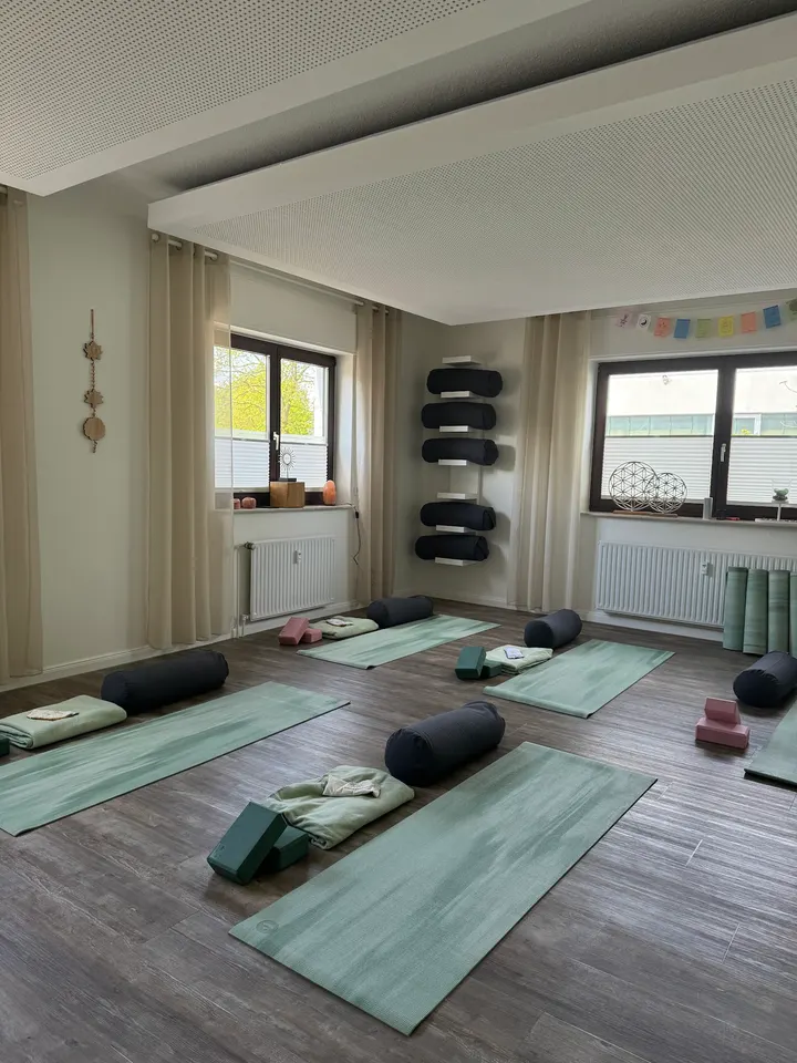 SunnyMindsYoga & Ernährung — Yoga in Winterswick, Rheinberg