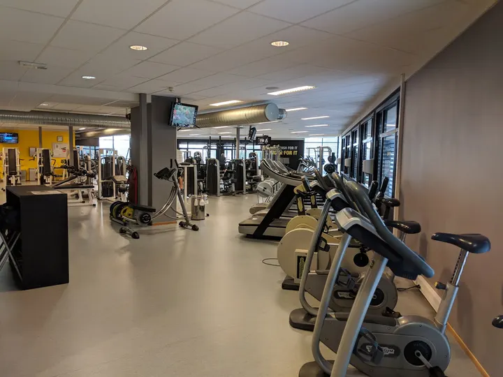 Uni-Gym Wisniewski — treningsstudio i Vestre Rød, Sandefjord — 2