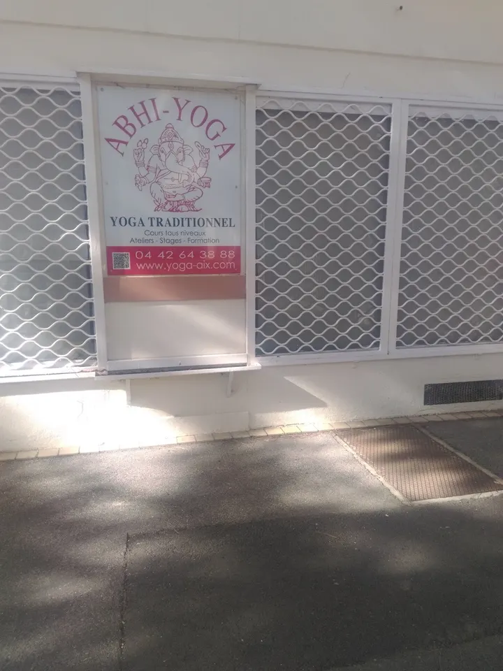 Abhi-Yoga — Yoga à Encagnane, Aix-en-Provence
