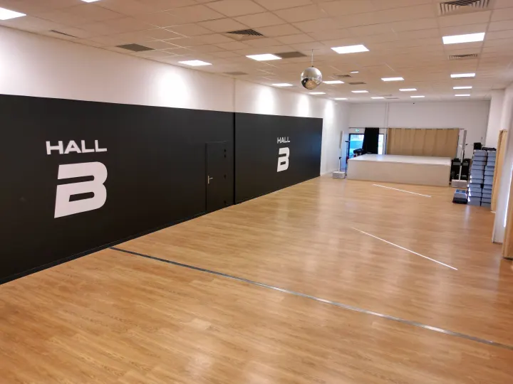 Hall B — salle de fitness-studio à Saint-Dionisy — 5