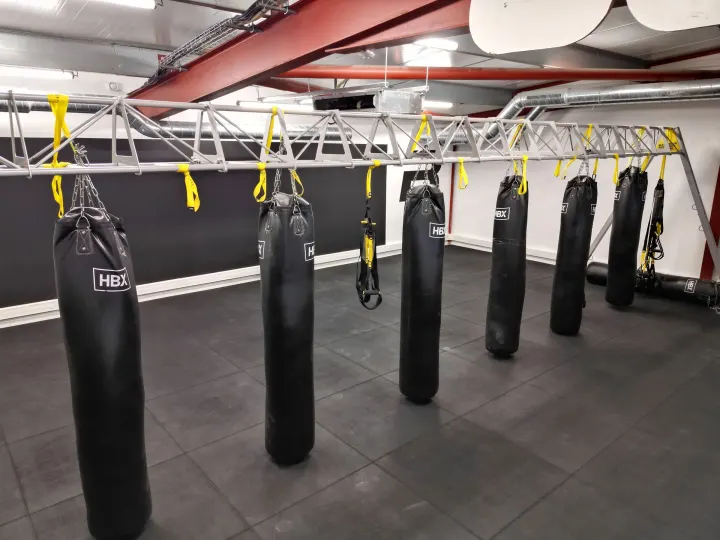 Hall B — salle de fitness-studio à Saint-Dionisy — 6