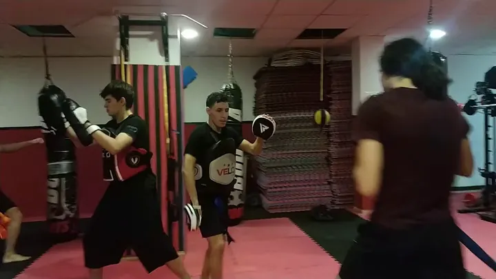 YI JIN TAO — artes marciales-studio en Eixample, Girona — 2