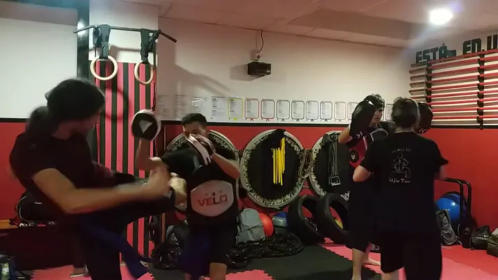 YI JIN TAO — artes marciales-studio en Eixample, Girona — 3
