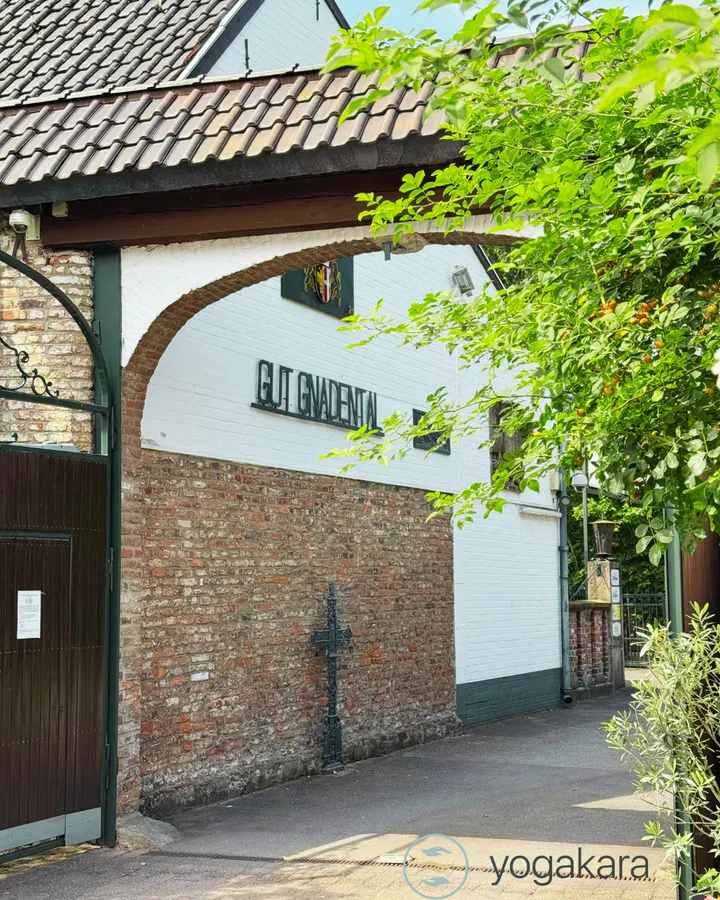 Yogakara — Yoga in Reuschenberg, Neuss