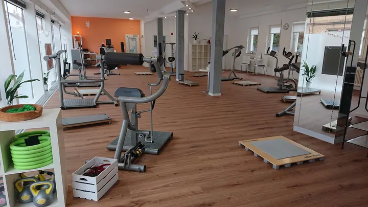 Frau Fit — fitnessstudio in Reinheim — 3