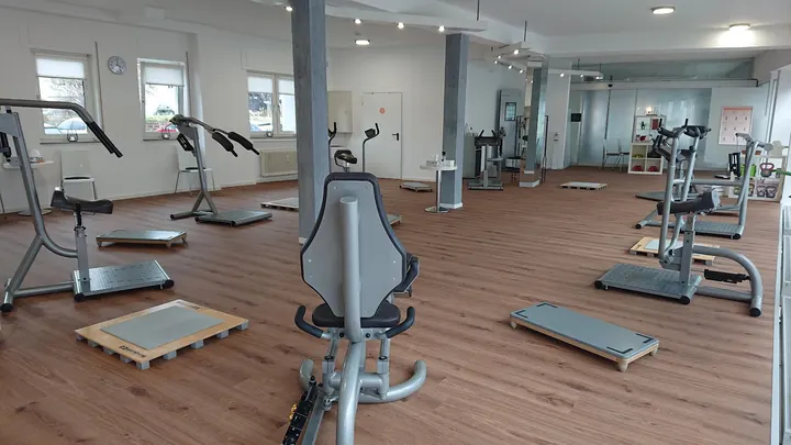 Frau Fit — fitnessstudio in Reinheim — 5