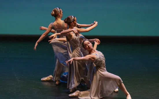 Studio De Danza Coppelia — baile-studio en Tomares — 2