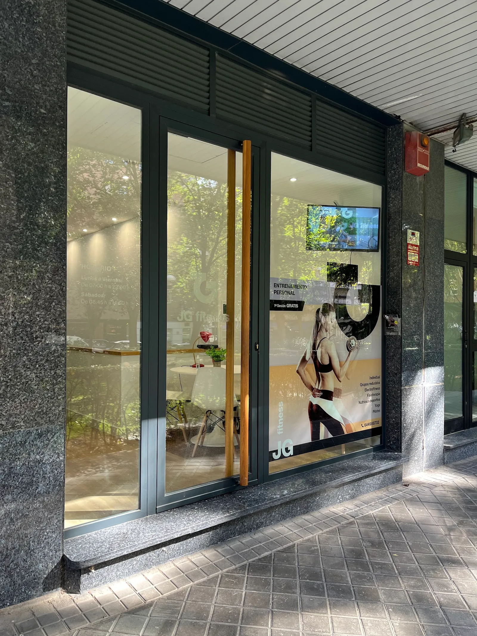 JG fitness Chamartín | Entrenador personal & Electroestimulación | Barrio Chamartín — electroestimulación-studio en Madrid — 5