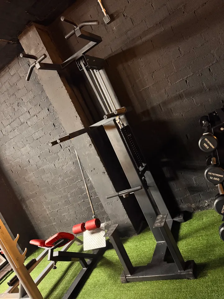 Iron Bike Gimnasio — fuerza-studio en Os Rosales, A Coruña — 2