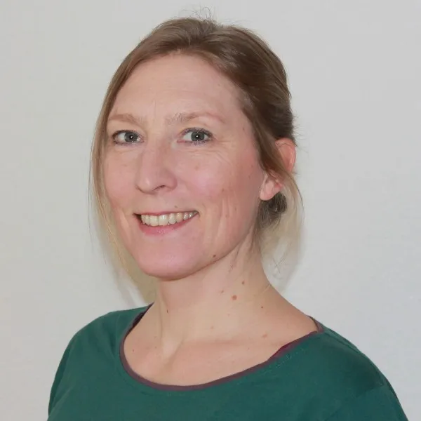 Stina Hauser Gesundheitstraining Yoga & Pilates & AROHA — yoga-studio in Karlsruhe — 3