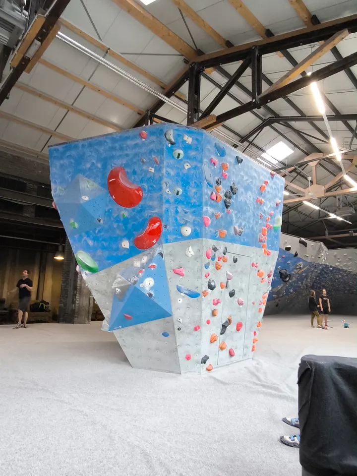 Schlüsselstelle Boulderhalle & Café — bouldern-studio in Weidenau, Siegen — 3