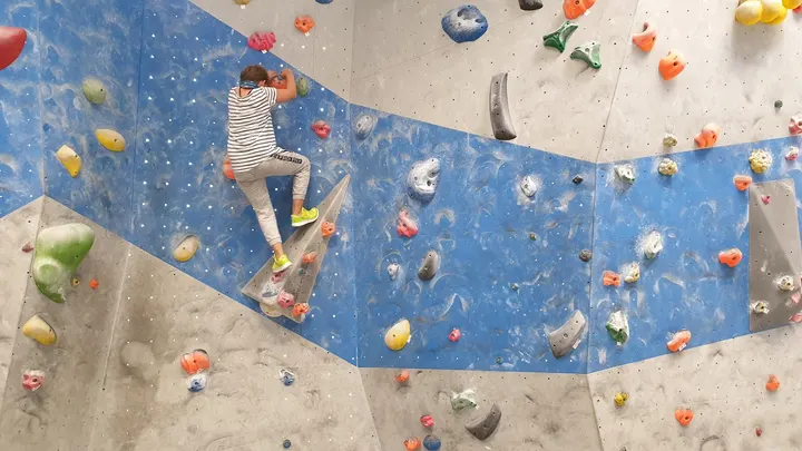 Schlüsselstelle Boulderhalle & Café — bouldern-studio in Siegen — 3