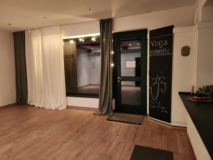Yoga Kollektiv — yoga-studio in Mülheim an der Ruhr — 3