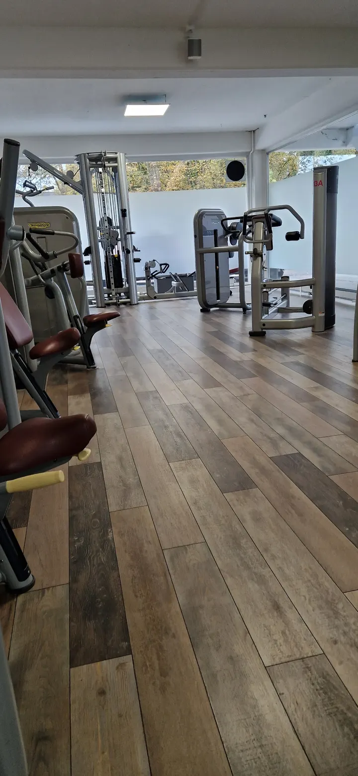 Shaped Das für Frauen — fitnessstudio in Köln — 4