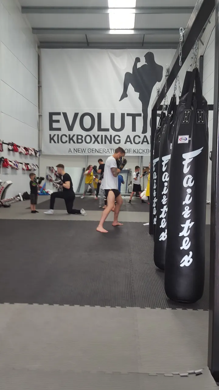 Evolution Kickboxing Academy — kickboxing-studio in Cardiff — 3