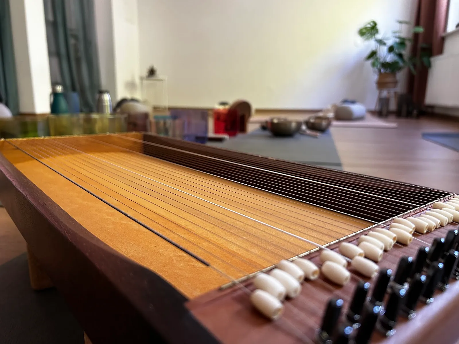 Sound into Silence — yoga-studio in Barmbek-Süd, Hamburg — 3