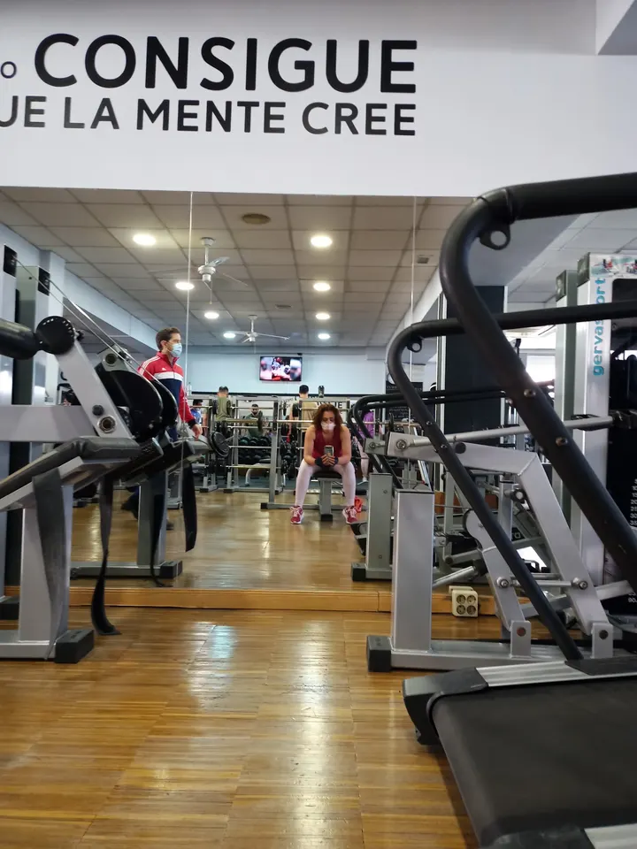 Fitness Place Sport Center — Estudio de fitness en Amistad, Guadalajara