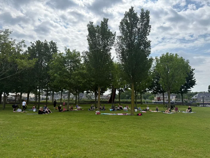 Yoga Geeft Energie Oostgaarde — Yoga in Oostgaarde, Capelle aan den IJssel