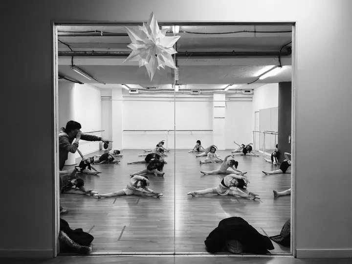Escuela De Ballet Roser Carrés — baile-studio en Bilbao — 5