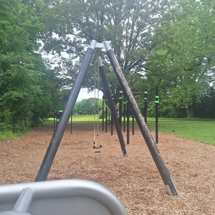 Calisthenics-Park Zuffenhausen — calisthenics-studio in Stuttgart — 4