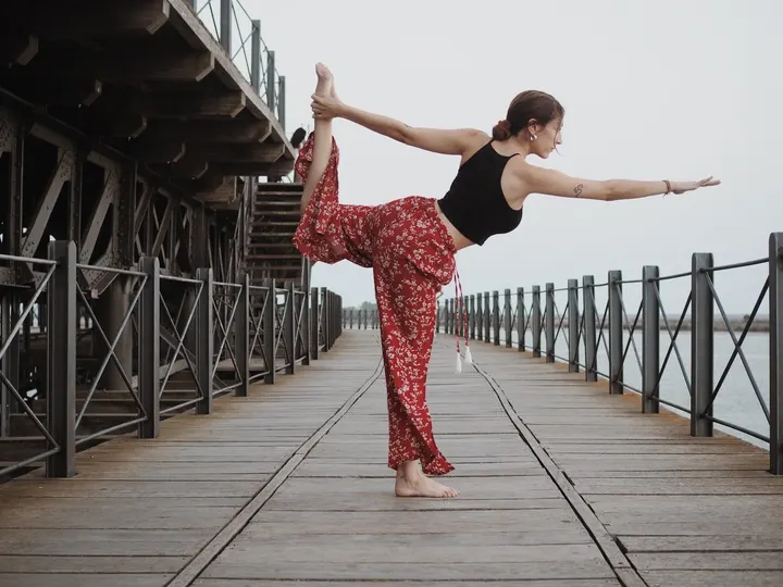 Momentum Yoga Studio — Yoga en Huelva