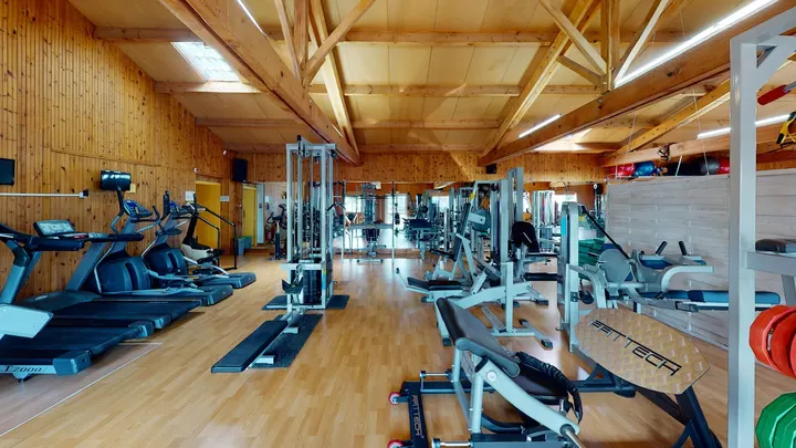 Athletic Body Center — Salle de fitness à Centre Ville, Niort